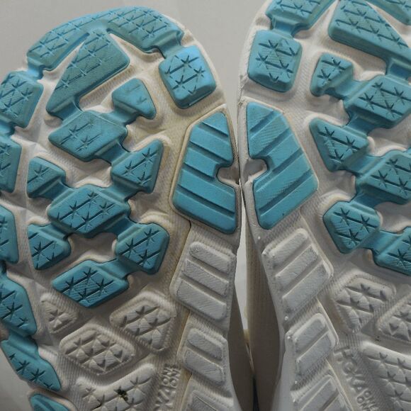 HOKA Arahi 7 Women’s Running Shoes 10.5 D - Frost/Rose Gold 1147890 FTRS - Picture 8 of 8